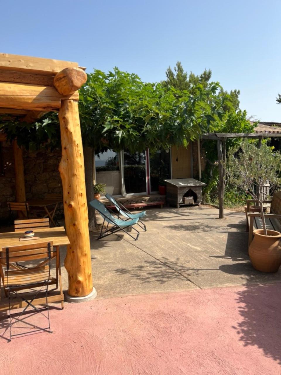 Chambres D'Hotes Gite Saint Roch Tuchan Exterior photo